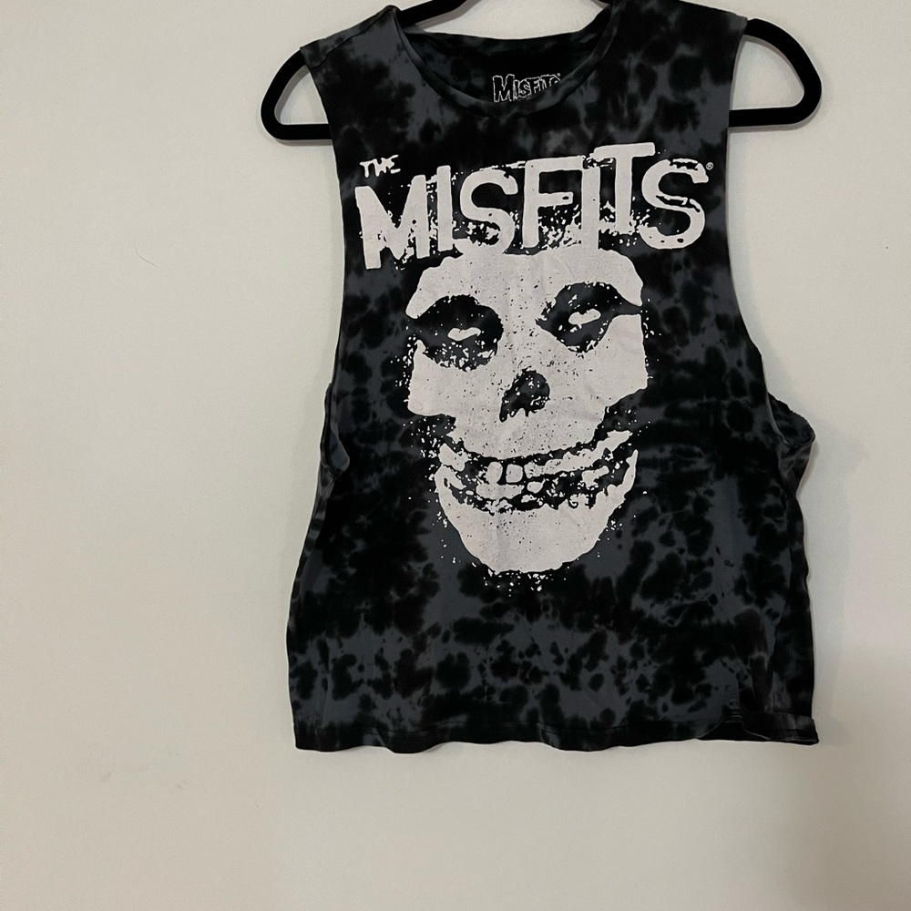 Misfits logo muscle tank
